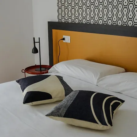 Feel - Dei Mille Apartmán Bergamo